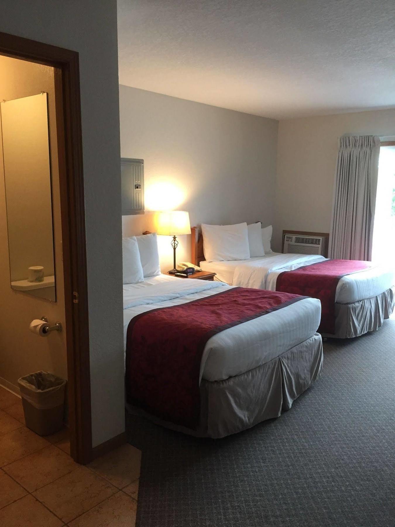 Nader'S Motel & Suites Ludington Dış mekan fotoğraf