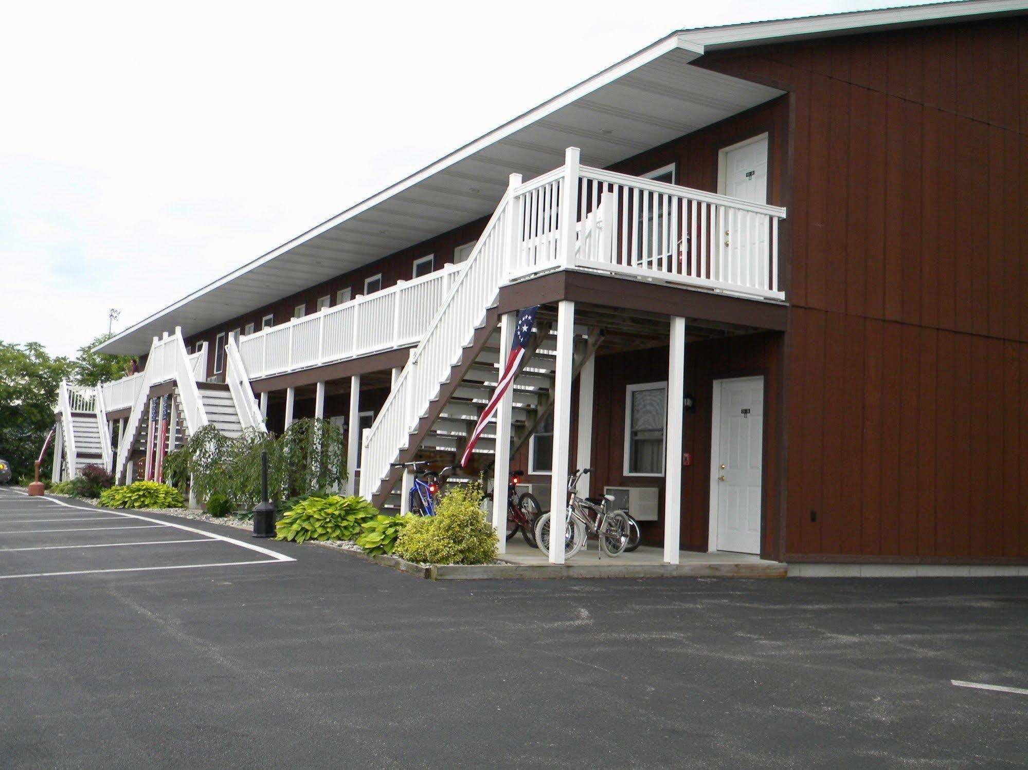 Nader'S Motel & Suites Ludington Dış mekan fotoğraf